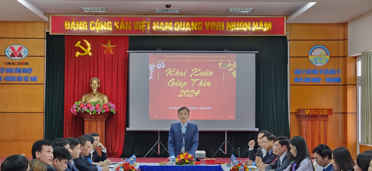 Khai xuân đầu năm Giáp Thìn 2024